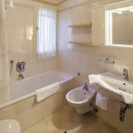 Apartman Capannina - Stayincortina *
