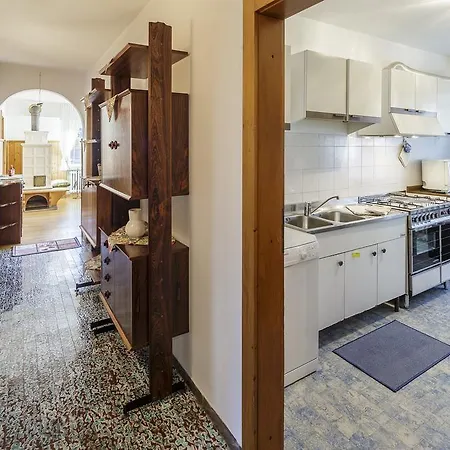 Capannina - Stayincortina Apartman *