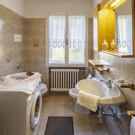 Capannina - Stayincortina Apartman